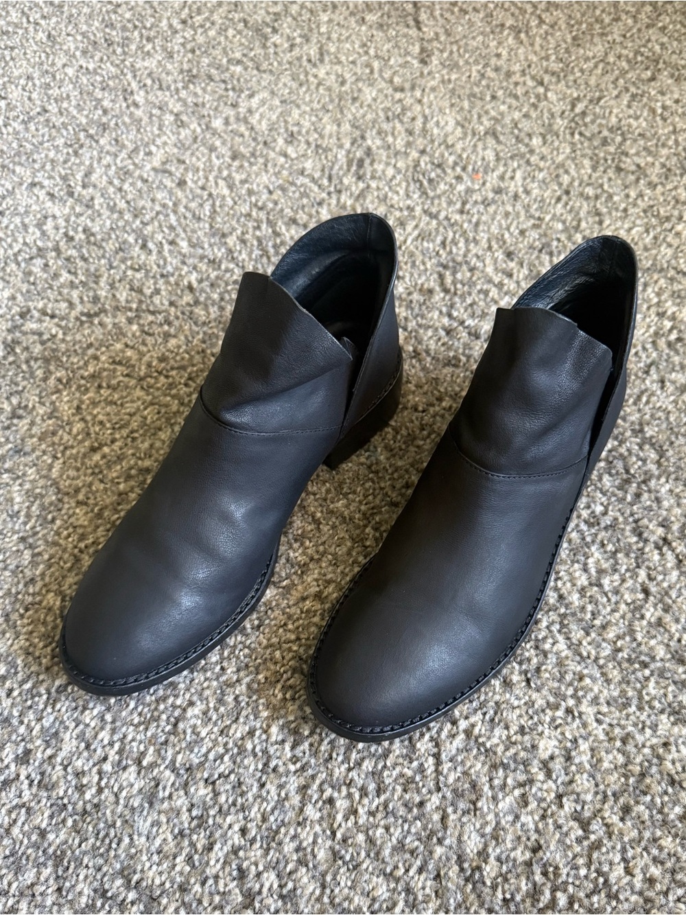 Eileen Fisher Black Leaf Tumbled Nubuck Ankle Booties [Size 6.5]